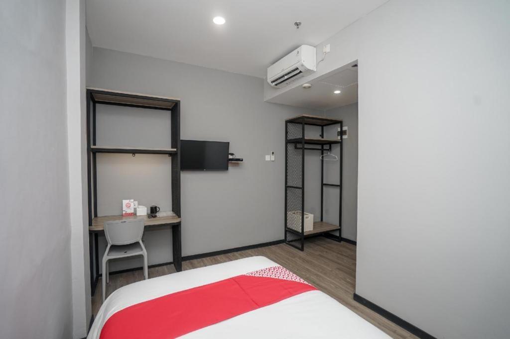 Oyo 568 Rajawali Homestay Palembang Exteriör bild