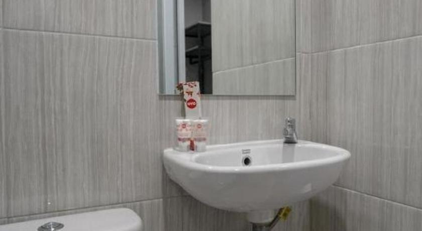 Oyo 568 Rajawali Homestay Palembang Exteriör bild