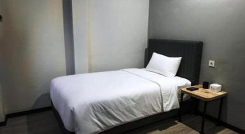 Oyo 568 Rajawali Homestay Palembang Exteriör bild