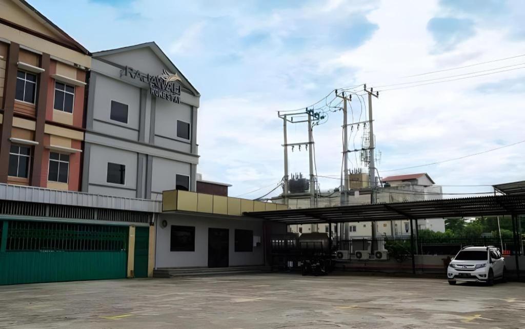 Oyo 568 Rajawali Homestay Palembang Exteriör bild
